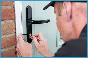 Woodland Hills Locksmiths Woodland Hills, CA 818-736-0447 Woodland Hills Locksmiths Woodland Hills, CA 818-736-0447 - 1-locksmiths