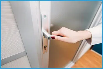 Woodland Hills Locksmiths Woodland Hills, CA 818-736-0447 - 11-business-locksmith